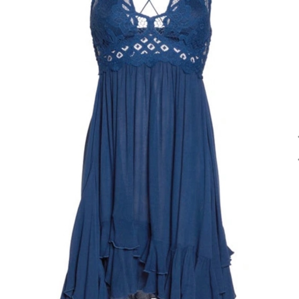 Free People - Picture 2 of 4